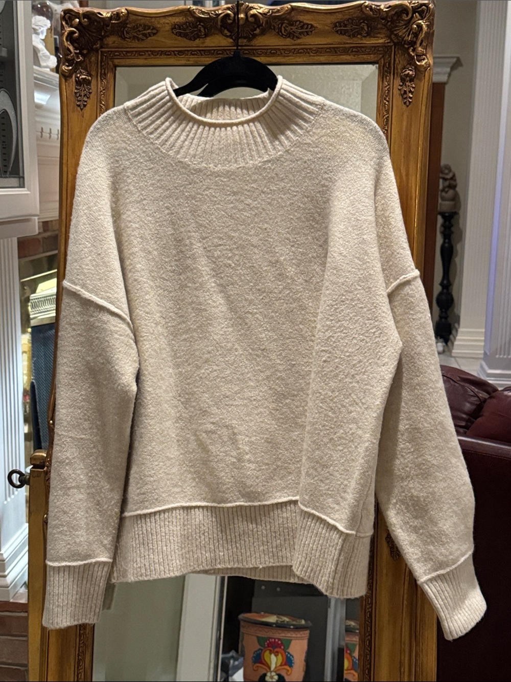 Universal Thread Cream Oversized Crewneck Sweater - Women